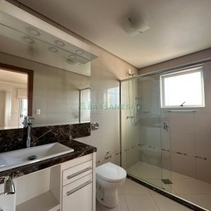 Apto/Cobertura com 297m², 2 dormitórios, 2 vagas, no bairro Centro em Caxias do Sul para Comprar