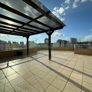 Apto/Cobertura com 297m², 2 dormitórios, 2 vagas, no bairro Centro em Caxias do Sul para Comprar