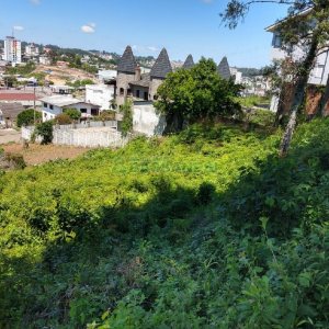 Terreno com 414m², no bairro Colina Sorriso em Caxias do Sul para Comprar