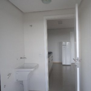 Apartamento com 60m², 1 dormitório, 1 vaga, no bairro Floresta em Caxias do Sul para Alugar