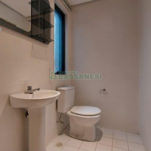 Sala Mobiliada com 45m², 1 vaga, no bairro Centro em Caxias do Sul para Alugar