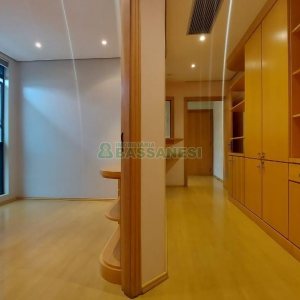 Sala Mobiliada com 45m², 1 vaga, no bairro Centro em Caxias do Sul para Alugar