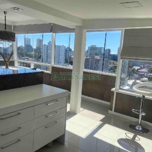 Apto/Cobertura com 132m², 2 dormitórios, 1 vaga, no bairro São Leopoldo em Caxias do Sul para Comprar