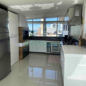 Apto/Cobertura com 132m², 2 dormitórios, 1 vaga, no bairro São Leopoldo em Caxias do Sul para Comprar