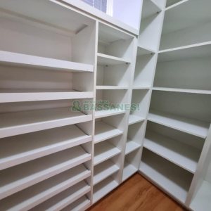 Casa com 150m², 3 dormitórios, 2 vagas, no bairro Salgado Filho em Caxias do Sul para Alugar