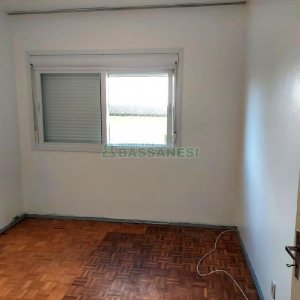 Apartamento com 83m², 2 dormitórios, 1 vaga, no bairro Panazzolo em Caxias do Sul para Comprar