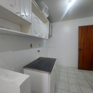 Apartamento com 55m², 2 dormitórios, no bairro Interlagos em Caxias do Sul para Alugar ou Comprar