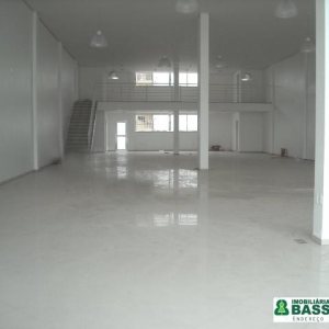 Loja com 460m², no bairro Villagio Iguatemi em Caxias do Sul para Alugar