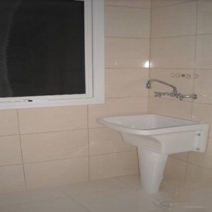 Apartamento, 2 dormitórios, 2 vagas, no bairro São Pelegrino em Caxias do Sul para Comprar