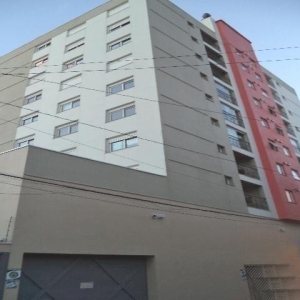 Apartamento, 2 dormitórios, 2 vagas, no bairro São Pelegrino em Caxias do Sul para Comprar