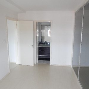 Apartamento com 92m², 2 dormitórios, 2 vagas, no bairro Santa Catarina em Caxias do Sul para Comprar