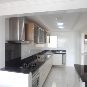 Apartamento com 92m², 2 dormitórios, 2 vagas, no bairro Santa Catarina em Caxias do Sul para Comprar