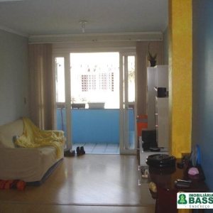 Apartamento, 2 dormitórios, 1 vaga, no bairro Santa Catarina em Caxias do Sul para Comprar