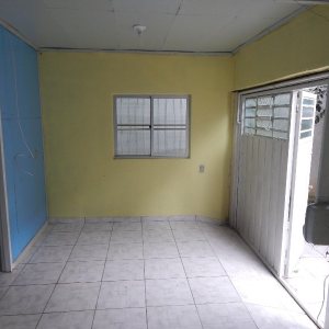 Casa com 42m², 2 dormitórios, no bairro Desvio Rizzo em Caxias do Sul para Comprar
