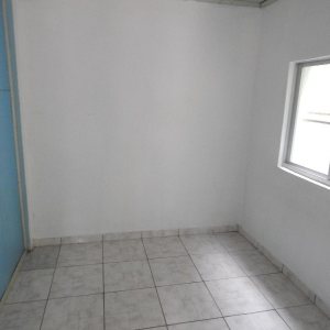 Casa com 42m², 2 dormitórios, no bairro Desvio Rizzo em Caxias do Sul para Comprar
