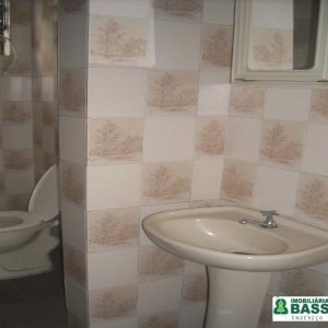 Loja com 320m², no bairro De Lazzer em Caxias do Sul para Alugar