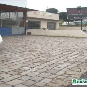 Loja com 320m², no bairro De Lazzer em Caxias do Sul para Alugar
