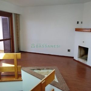 Apto/Cobertura com 252m², 3 dormitórios, 1 vaga, no bairro Marechal Floriano em Caxias do Sul para Comprar