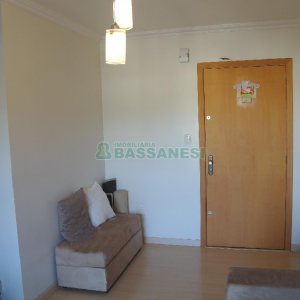 Apartamento com 72m², 2 dormitórios, 1 vaga, no bairro Colina Sorriso em Caxias do Sul para Alugar