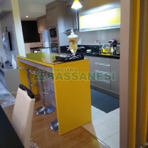 Apartamento com 83m², 2 dormitórios, 1 vaga, no bairro Jardim do Shopping em Caxias do Sul para Comprar