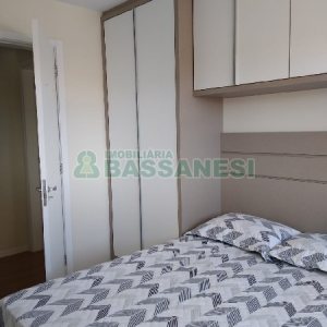 Apartamento com 83m², 2 dormitórios, 1 vaga, no bairro Jardim do Shopping em Caxias do Sul para Comprar