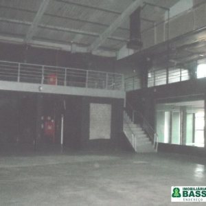 Pavilhão com 1300m², no bairro Villagio Iguatemi em Caxias do Sul para Alugar