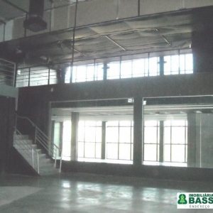 Pavilhão com 1300m², no bairro Villagio Iguatemi em Caxias do Sul para Alugar