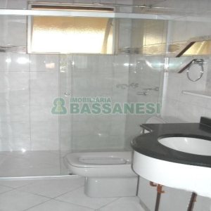 Apartamento com 80m², 3 dormitórios, 1 vaga, no bairro Pio X em Caxias do Sul para Comprar