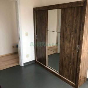 Apto Mobiliado com 62m², 2 dormitórios, 1 vaga, no bairro Panazzolo em Caxias do Sul para Alugar