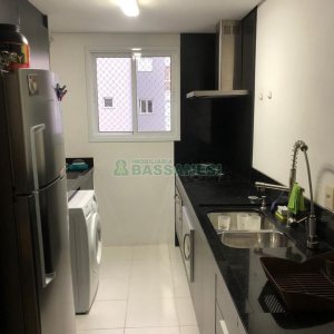 Apto Mobiliado com 62m², 2 dormitórios, 1 vaga, no bairro Panazzolo em Caxias do Sul para Alugar