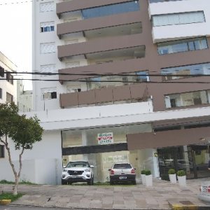 Loja com 350m², no bairro São Pelegrino em Caxias do Sul para Alugar