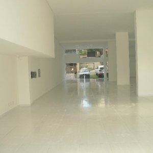 Loja com 350m², no bairro São Pelegrino em Caxias do Sul para Alugar