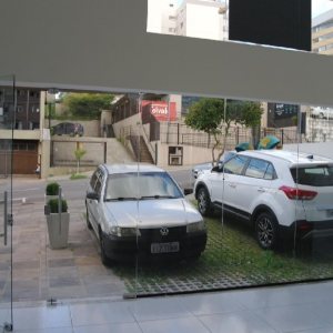 Loja com 350m², no bairro São Pelegrino em Caxias do Sul para Alugar