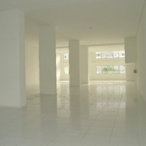 Loja com 350m², no bairro São Pelegrino em Caxias do Sul para Alugar