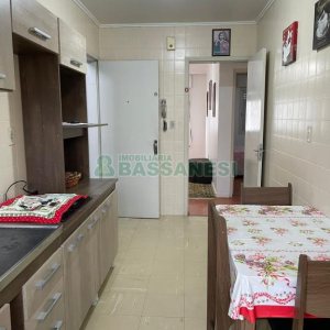 Apartamento com 61m², 2 dormitórios, 1 vaga, no bairro Rio Branco em Caxias do Sul para Comprar