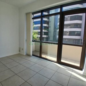 Sala com 63m², no bairro Centro em Caxias do Sul para Alugar