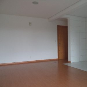 Apartamento, 2 dormitórios, 1 vaga, no bairro Santa Catarina em Caxias do Sul para Alugar