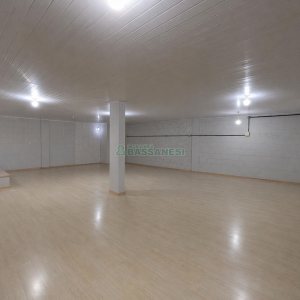 Loja com 160m², no bairro Vinhedos em Caxias do Sul para Alugar