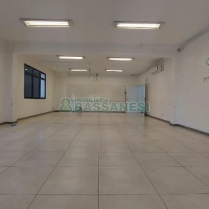 Predio com 4780m², no bairro São Pelegrino em Caxias do Sul para Alugar