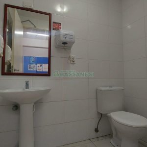 Predio com 4780m², no bairro São Pelegrino em Caxias do Sul para Alugar