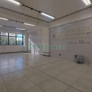 Predio com 4780m², no bairro São Pelegrino em Caxias do Sul para Alugar