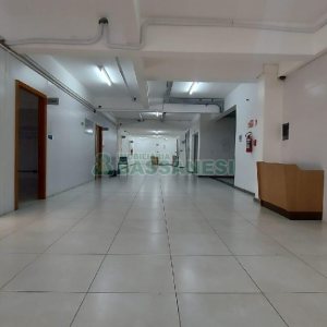 Predio com 4780m², no bairro São Pelegrino em Caxias do Sul para Alugar