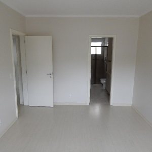 Apartamento com 104m², 3 dormitórios, 2 vagas, no bairro Vinhedos em Caxias do Sul para Alugar