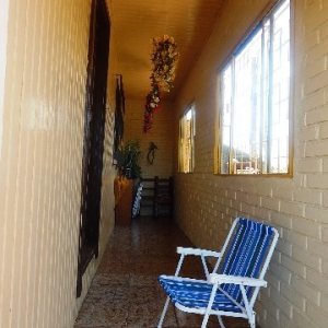 Casa com 96m², 4 dormitórios, 1 vaga, no bairro Kayser em Caxias do Sul para Comprar