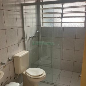 Apto Mobiliado com 50m², 1 dormitório, no bairro Centro em Caxias do Sul para Alugar