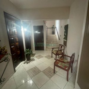 Apartamento com 100m², 3 dormitórios, 1 vaga, no bairro Centro em Caxias do Sul para Comprar