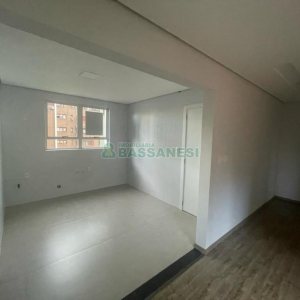 Apartamento com 100m², 3 dormitórios, 1 vaga, no bairro Centro em Caxias do Sul para Comprar