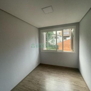 Apartamento com 100m², 3 dormitórios, 1 vaga, no bairro Centro em Caxias do Sul para Comprar