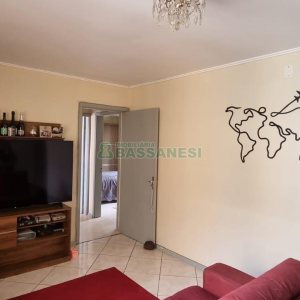 Apartamento, 2 dormitórios, 1 vaga, no bairro Santa Catarina em Caxias do Sul para Comprar