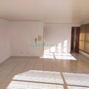 Sala com 45m², no bairro Centro em Caxias do Sul para Comprar